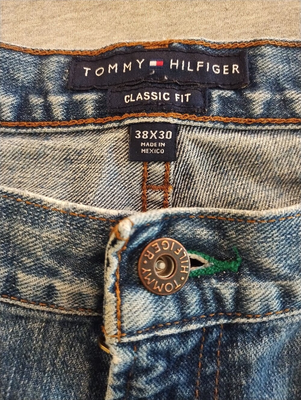 Tommy Hilfiger Denim Blue Jeans Classic Fit Men's Size 38 x 30